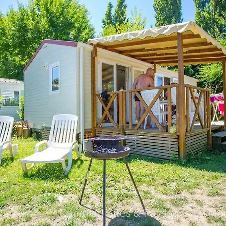 Camping 4 Etoiles - Parc Aquatique - Ccaadeh * Martres-Tolosane