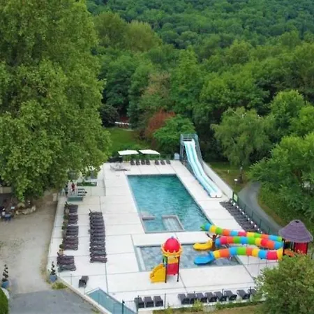 キャンプ場 Camping 4 Etoiles - Parc Aquatique - Ccaadeh Martres-Tolosane