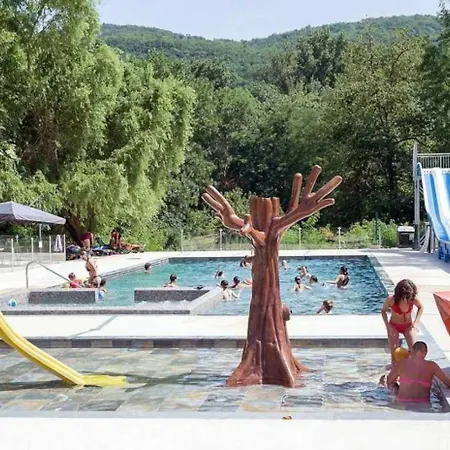 Camping 4 Etoiles - Parc Aquatique - Ccaadeh Kemping Martres-Tolosane